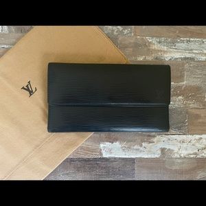 Louis Vuitton Porte-Tresor International Wallet